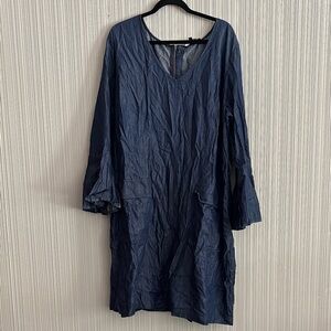 Plus size Eloquii light denim dress with pleated sleeves